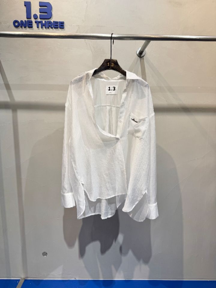 1.3韓國代購女裝新品休閑時尚人氣職業26夏季襯衫蕾絲衫1.3襯衫/蕾絲衫圖色1