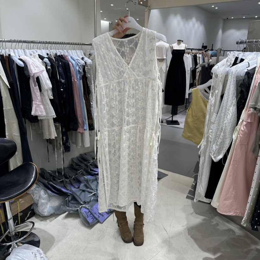 BENE韓國東大門代購女裝新款推薦26春夏人氣連衣裙刺繡雪紡BENE連衣裙圖色1奶油色