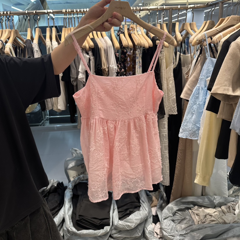 HONG.U韓國直郵實拍女裝新品休閑熱賣26春夏吊帶背心刺繡HONG.U吊帶/背心圖色2