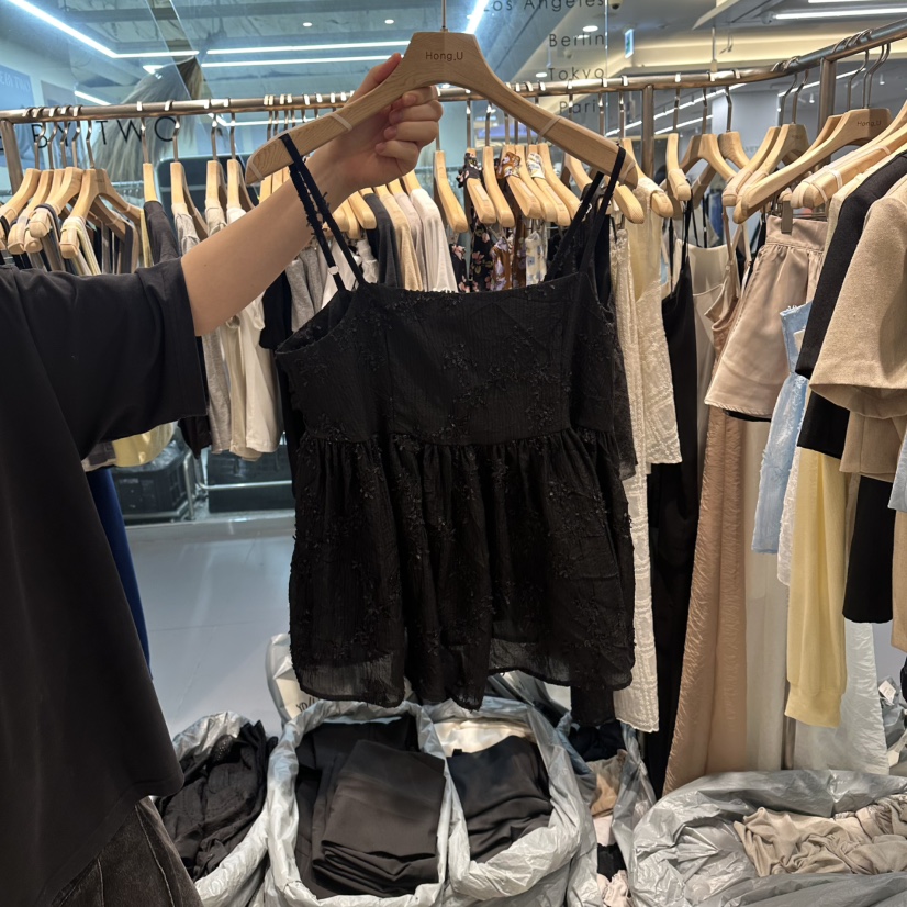 HONG.U韓國直郵實拍女裝新品休閑熱賣26春夏吊帶背心刺繡HONG.U吊帶/背心圖色4
