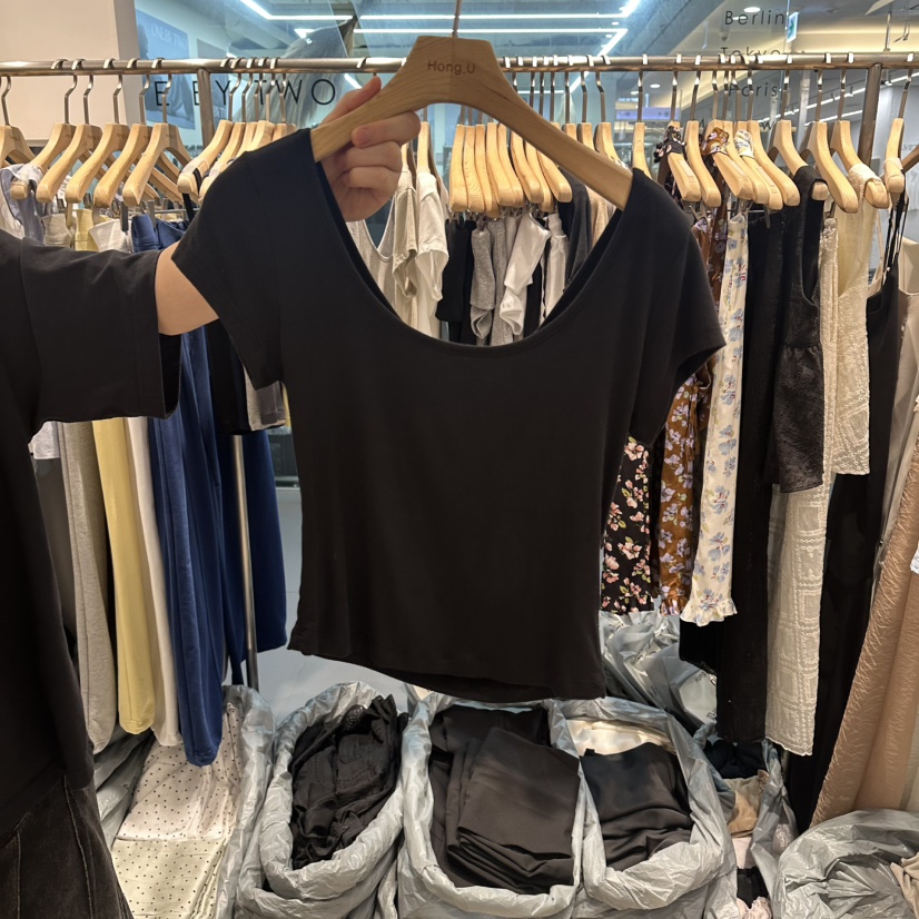 HONG.U韓國東大門直郵女士新品人氣時尚熱賣推薦職業T恤HONG.UT恤圖色4