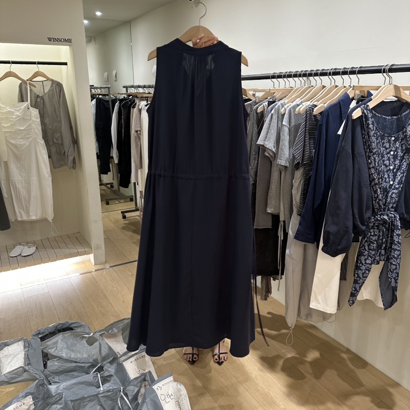 WINSOME韓國直郵女裝新品職業26夏季人氣休閑連衣裙不含項鏈WINSOME連衣裙