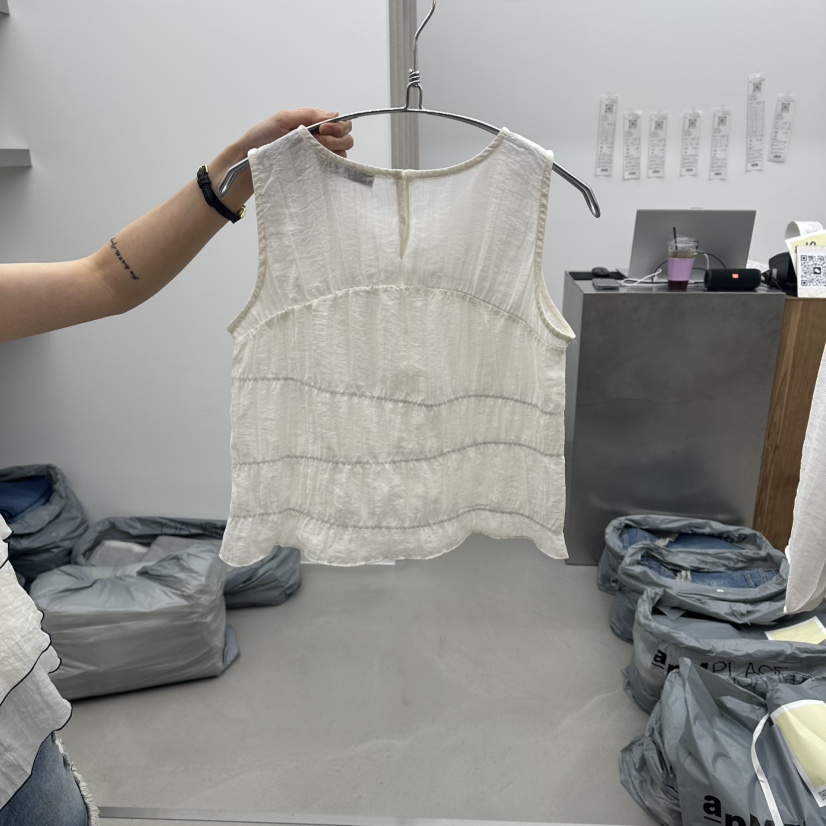 ENHANCE韓國直郵實拍女裝新品熱賣休閑吊帶背心不含圍巾褶皺ENHANCE/HOPESMORE吊帶/背心
