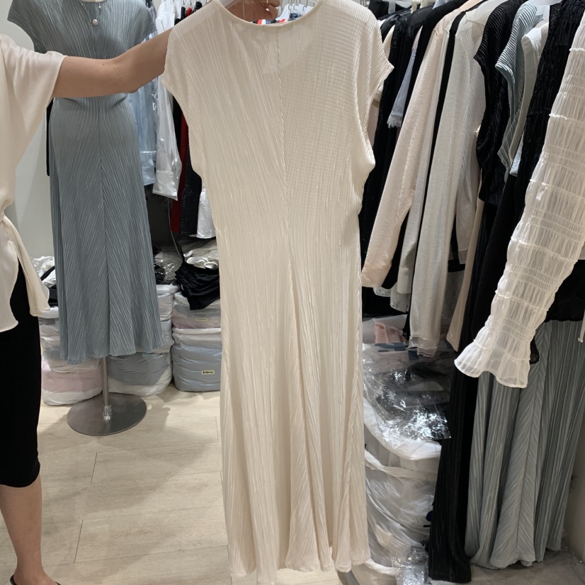 LOVE SOME韓國代購女裝新品26夏季推薦26春夏連衣裙褶裥LOVE SOME連衣裙