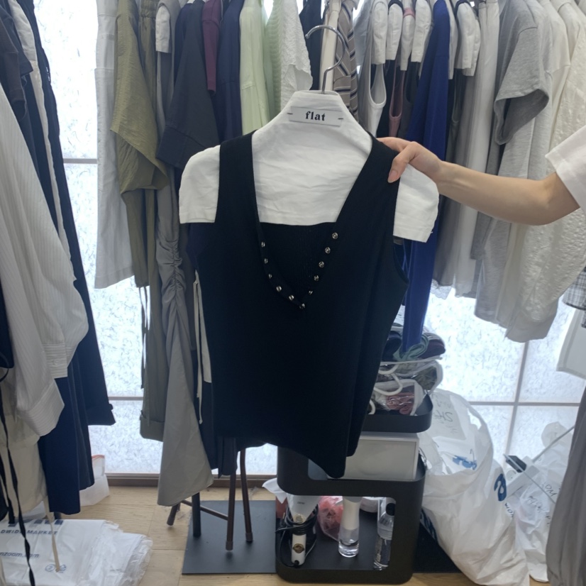 FLAT東大門實拍韓國女士新款人氣26春夏推薦休閑吊帶背心FLAT吊帶/背心圖色2