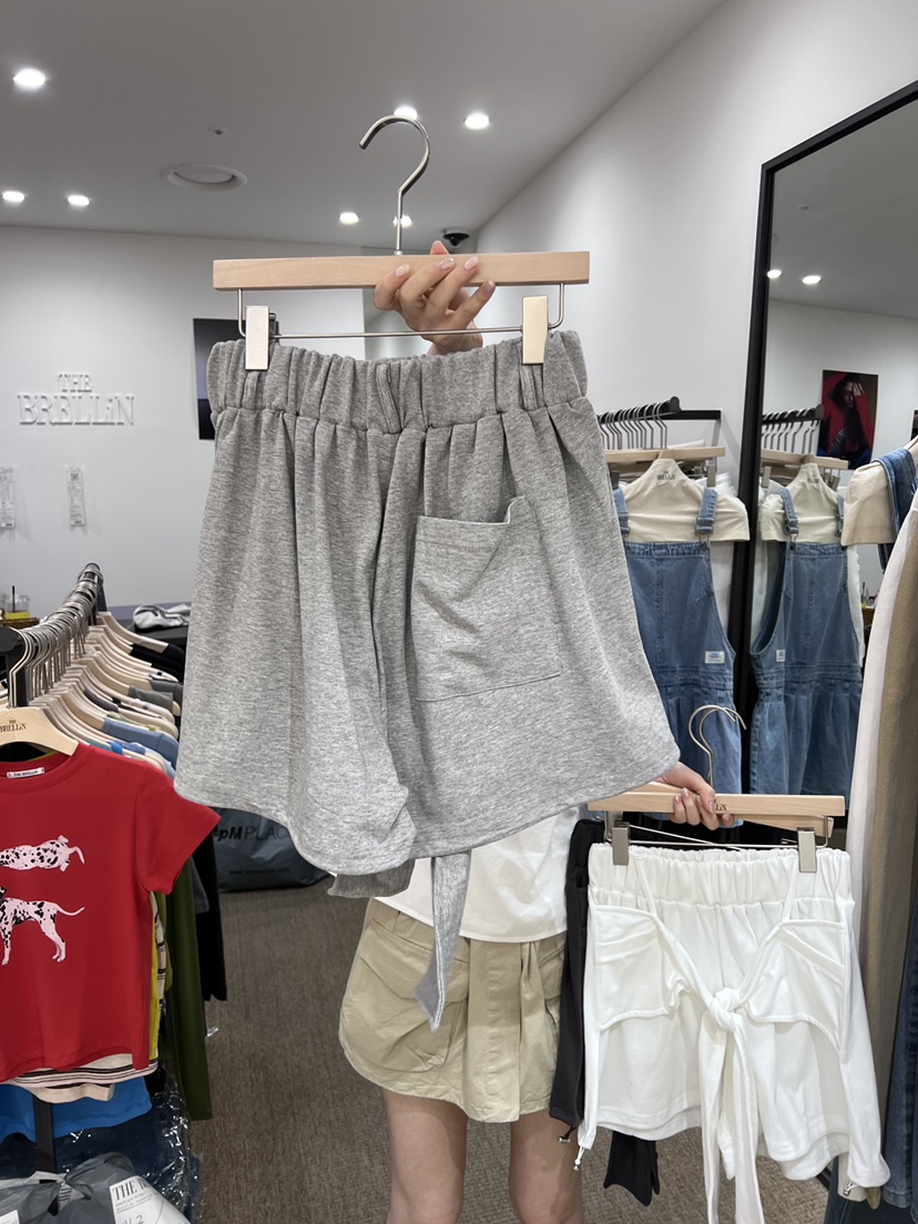 FABRIC韓國東大門直郵女士新品26春夏職業休閑時尚推薦短褲FABRIC短褲