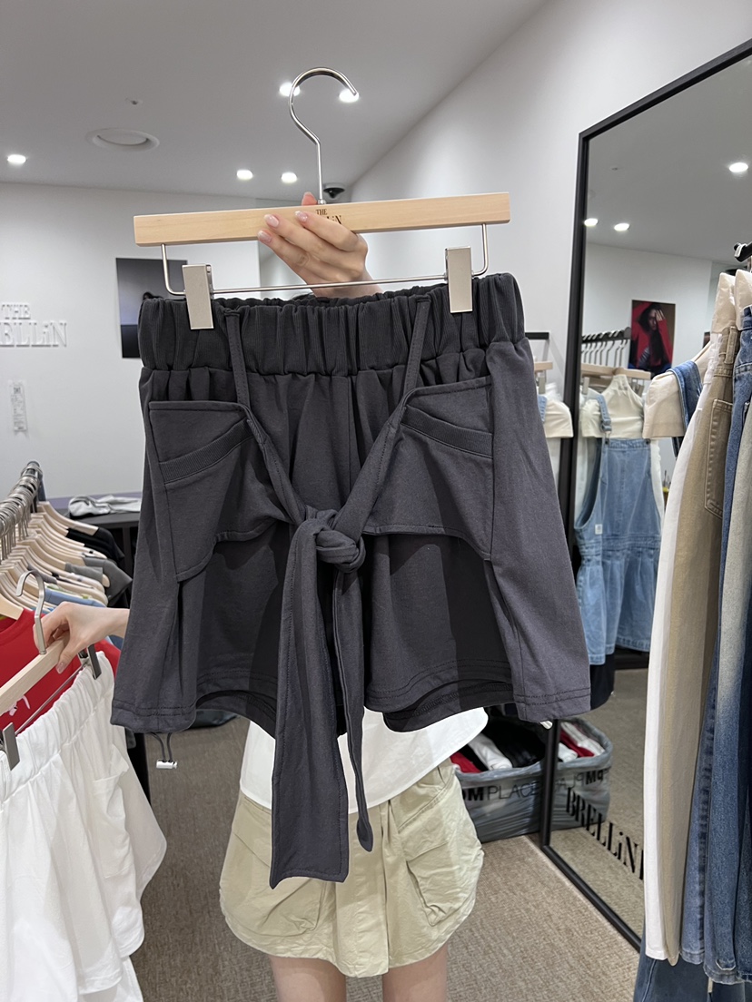 FABRIC韓國東大門直郵女士新品26春夏職業休閑時尚推薦短褲FABRIC短褲圖色3