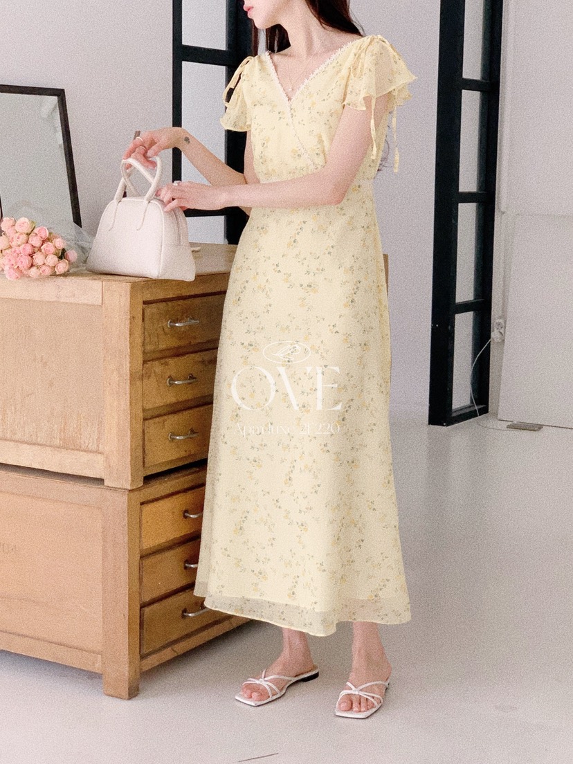OVE韓國直郵女士新品推薦26春夏人氣熱賣時尚休閑連衣裙蕾絲OVE連衣裙
