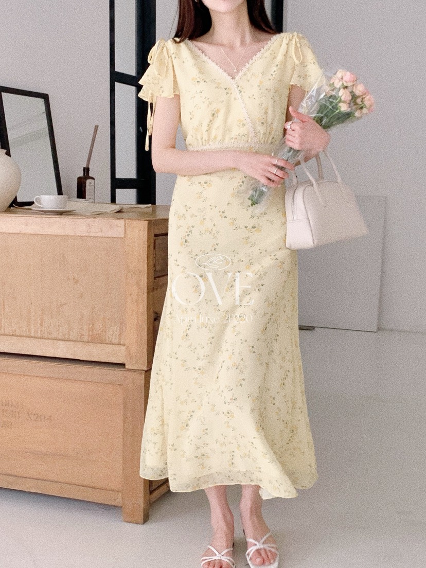 OVE韓國直郵女士新品推薦26春夏人氣熱賣時尚休閑連衣裙蕾絲OVE連衣裙