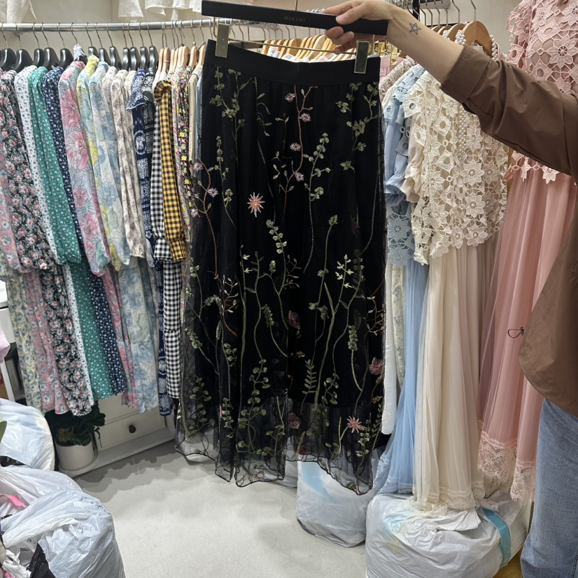 BIKINI韓國東大門直郵女士新品職業推薦休閑時尚長裙刺繡BIKINI長裙圖色2