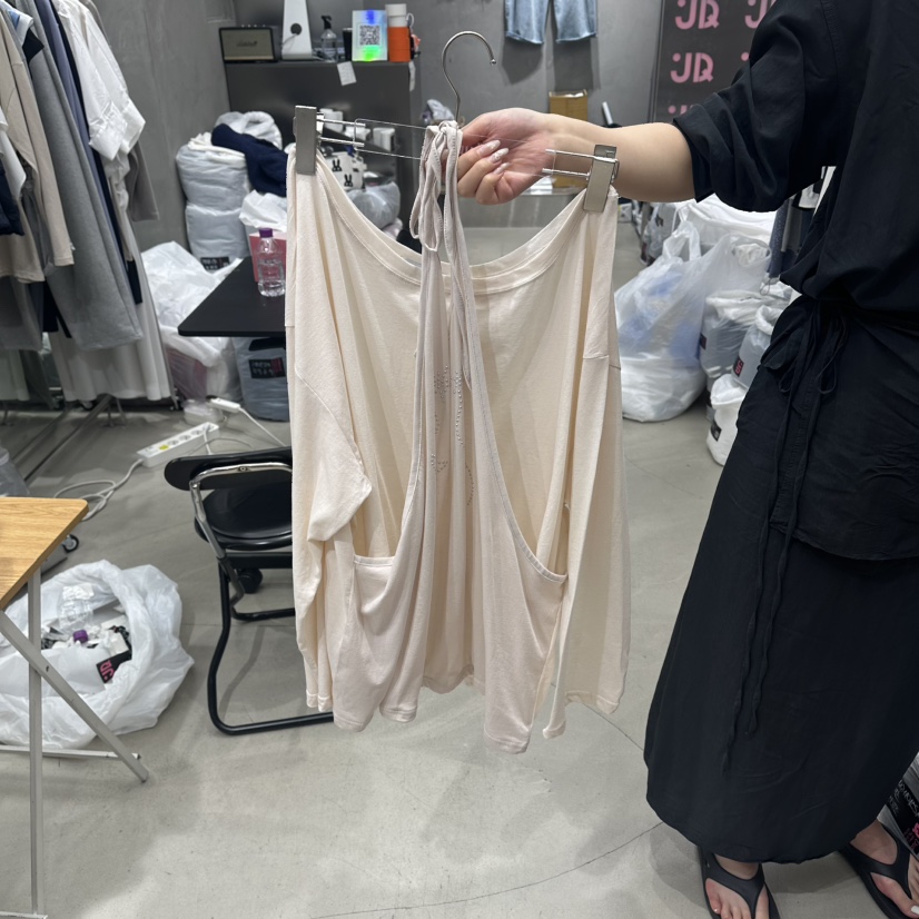 JUDYQUE東大門實拍韓國女士新品26夏季時尚人氣長袖T恤蕾絲JUDYQUE長袖T恤圖色3