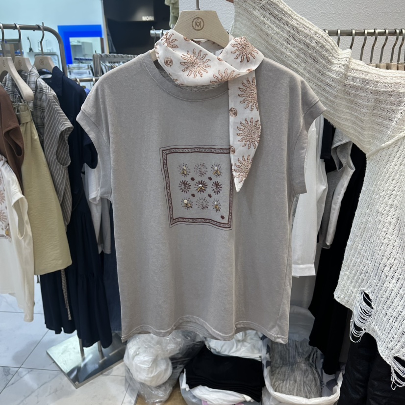 THE MOST-Q韓國代購女裝新品推薦熱賣時尚人氣T恤不含絲巾THE MOSTT恤圖色2