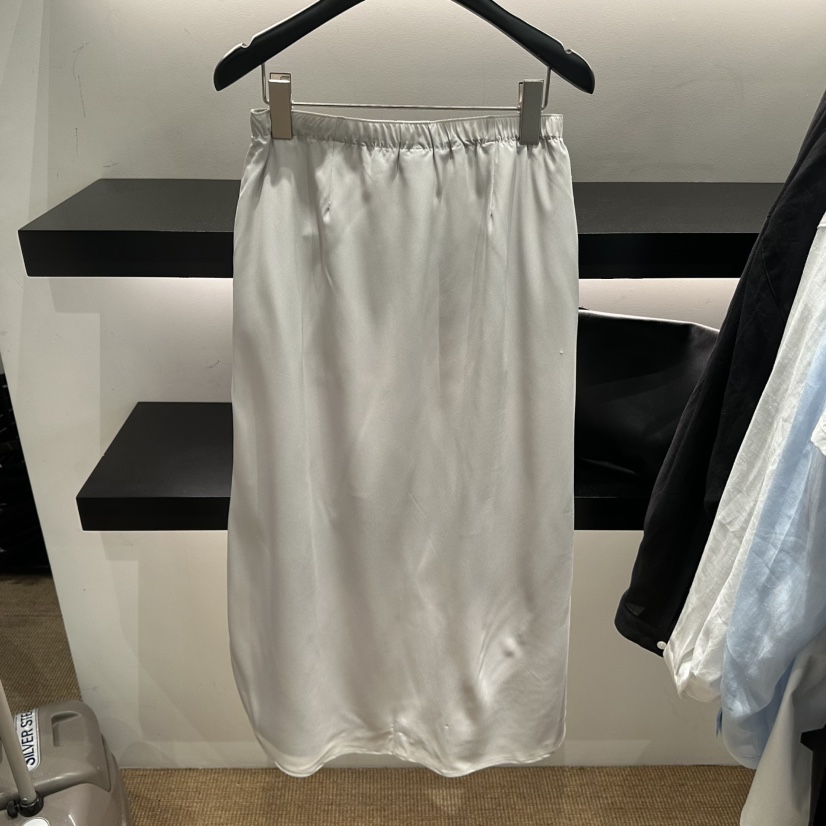 FEBRUARY 11韓國東大門直郵女裝新品26春夏熱賣休閑長裙FEBRUARY 11長裙