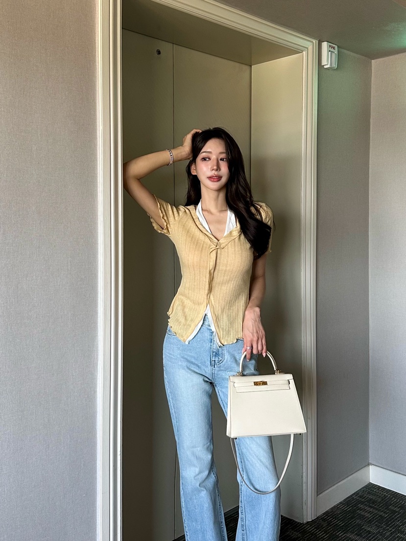 81 MARKET-L韓國直郵女裝新品熱賣26春夏襯衫蕾絲衫假兩件81 MARKET-L襯衫/蕾絲衫