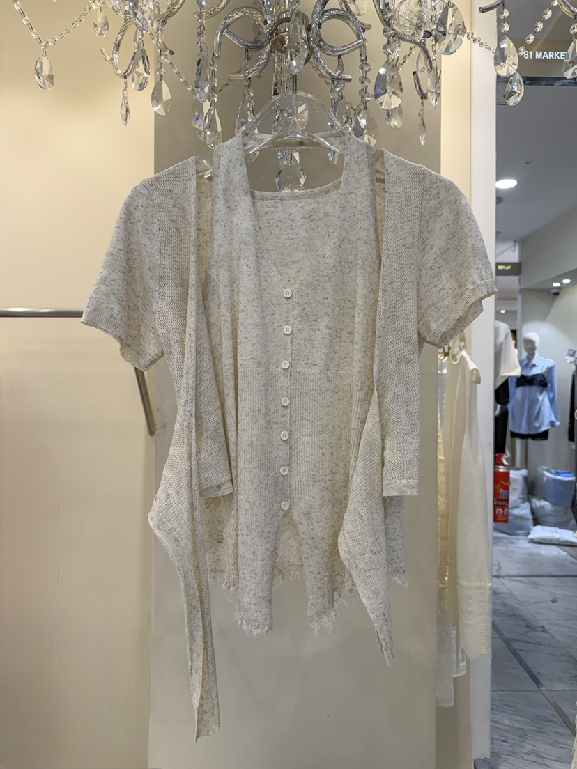 81 MARKET-L韓國東大門代購女士新品人氣針織衫假兩件亞麻81 MARKET-L針織衫