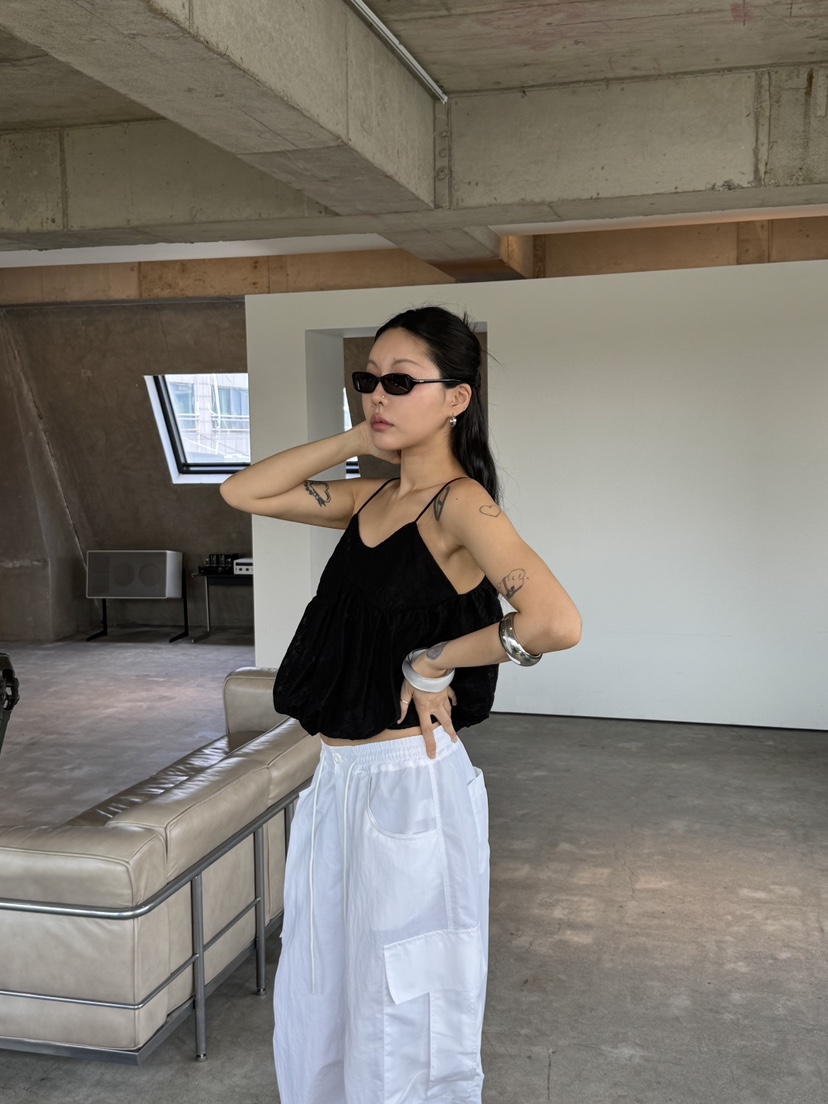 LIMLIMLIM韓國直郵實拍女裝新款職業26春夏熱賣吊帶背心刺繡LIM LIM LIM吊帶/背心