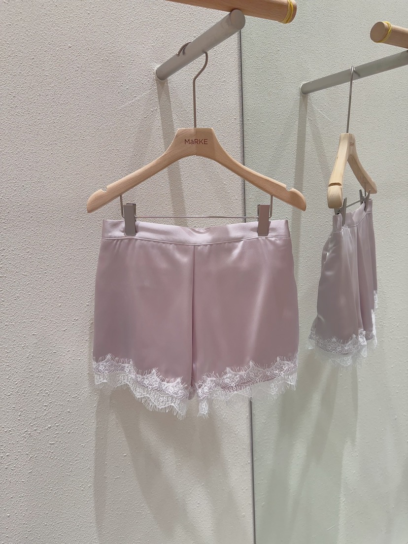 MARKE-P韓國直郵實拍女裝新品26春夏推薦人氣短褲蕾絲緞面MARKE-P短褲圖色1