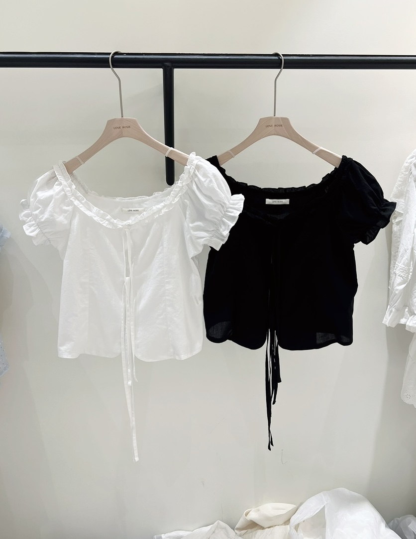 LOVE ROSIE韓國代購女裝新品人氣襯衫蕾絲衫泡泡袖荷葉邊LOVE ROSIE襯衫/蕾絲衫
