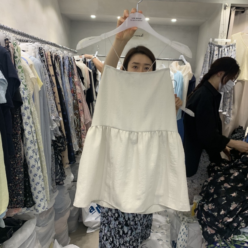 LOGROAD韓國代購女裝新品推薦時尚26夏季人氣熱賣吊帶背心LOG ROAD吊帶/背心圖色1