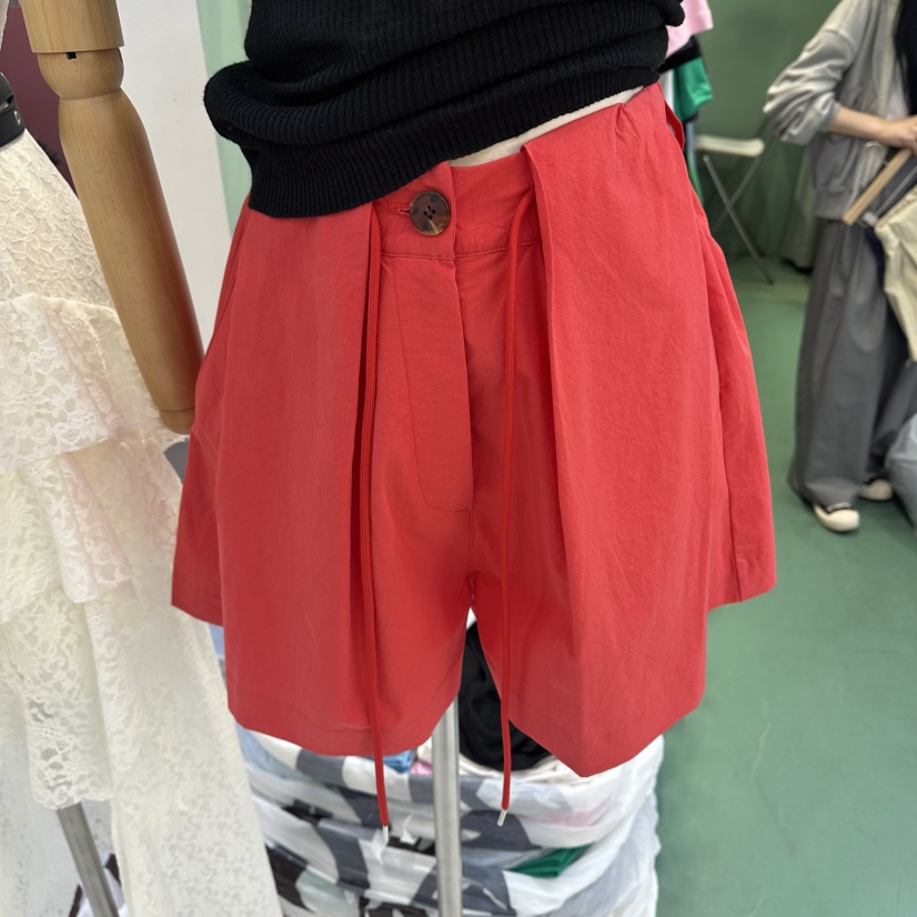ROMANTIC NEWYORK韓國直郵實拍女士新品26夏季休閑時尚短褲ROMANTIC NEWYORK短褲圖色2