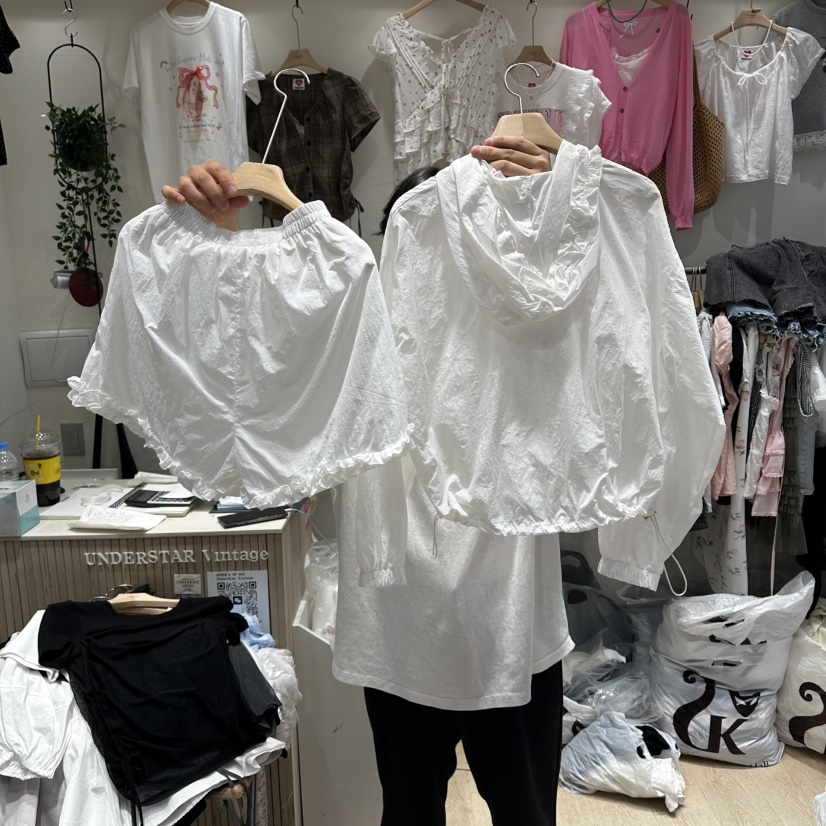 UNDERSTAR_VINTAGE韓國東大門直郵女裝新品時尚套裝荷葉邊拉鏈套裝連帽UNDERSTAR_VINTAGE套裝