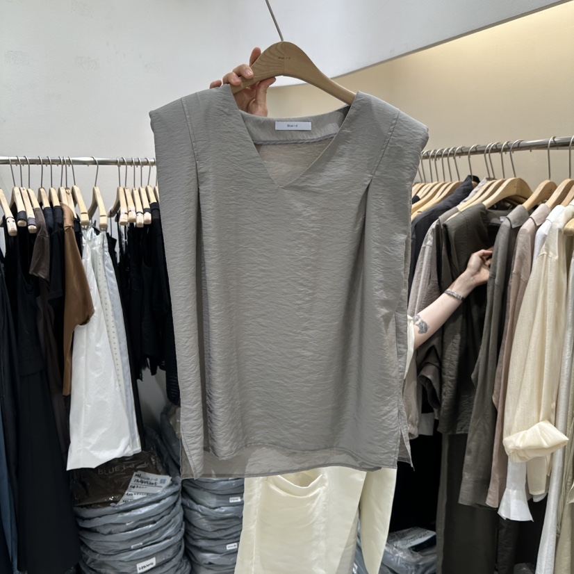 BLUEI-D/N SHARP韓國東大門直郵女士新款熱賣吊帶背心Blue i-d/N SHARP吊帶/背心圖色1