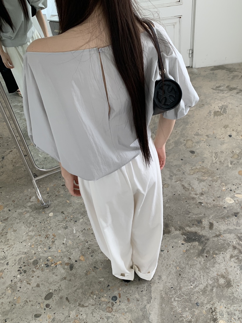 LOGARDEN東大門實拍韓國女裝新款時尚推薦26春夏襯衫蕾絲衫LO GARDEN襯衫/蕾絲衫