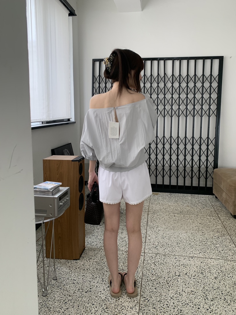 LOGARDEN東大門實拍韓國女裝新款時尚推薦26春夏襯衫蕾絲衫LO GARDEN襯衫/蕾絲衫
