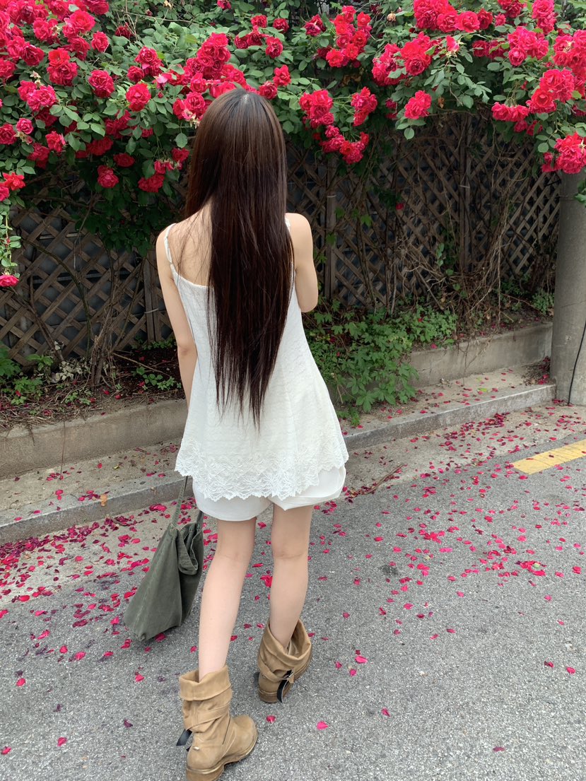 LOGARDEN韓國直郵實拍女裝新款熱賣時尚26春夏人氣吊帶背心LO GARDEN吊帶/背心