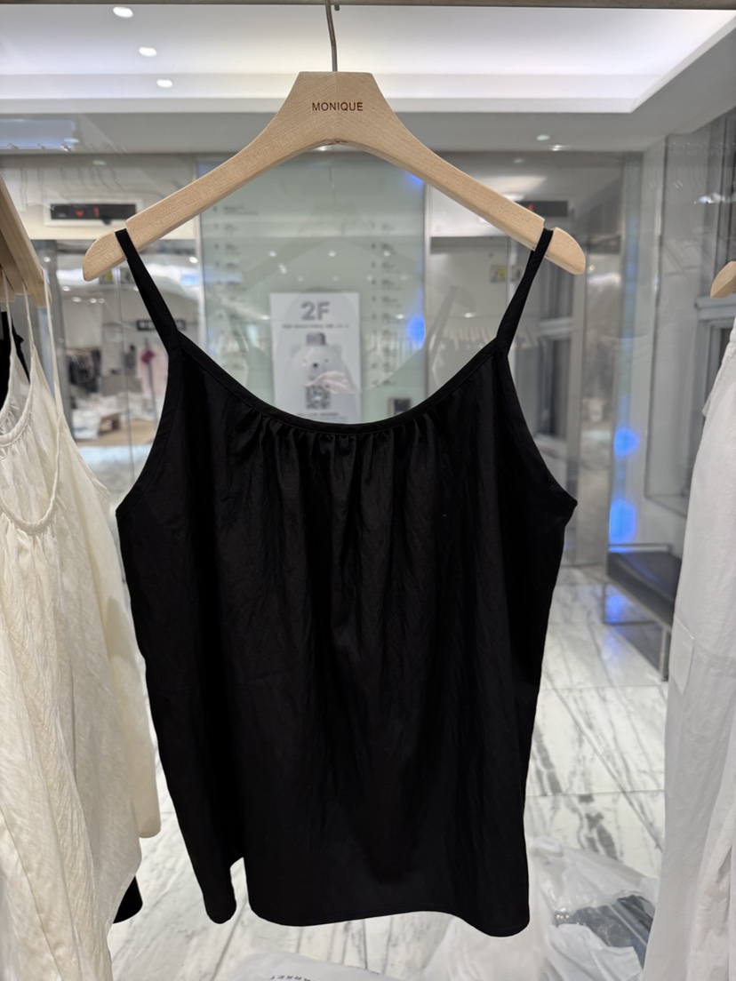 MONIQUE韓國東大門直郵女裝新品熱賣休閑吊帶背心褶皺無袖MONIQUE吊帶/背心圖色3