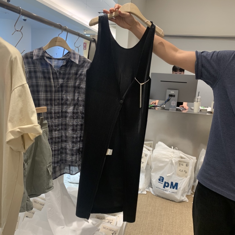SELF SERVICE韓國代購女裝新款人氣休閑推薦時尚連衣裙褶裥SELF SERVICE連衣裙