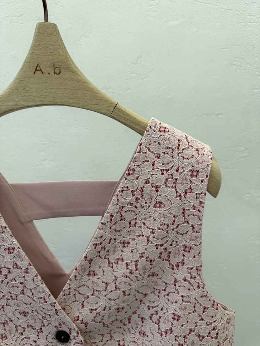 AUTUMN BEIGE-Q韓國直郵實拍女裝新款休閑職業時尚馬甲V領A.b/AUTUMN BEIGE馬甲
