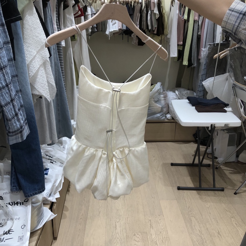 MEMOIRE韓國直郵實拍女士新款26春夏職業推薦熱賣吊帶背心MEMOIRE吊帶/背心