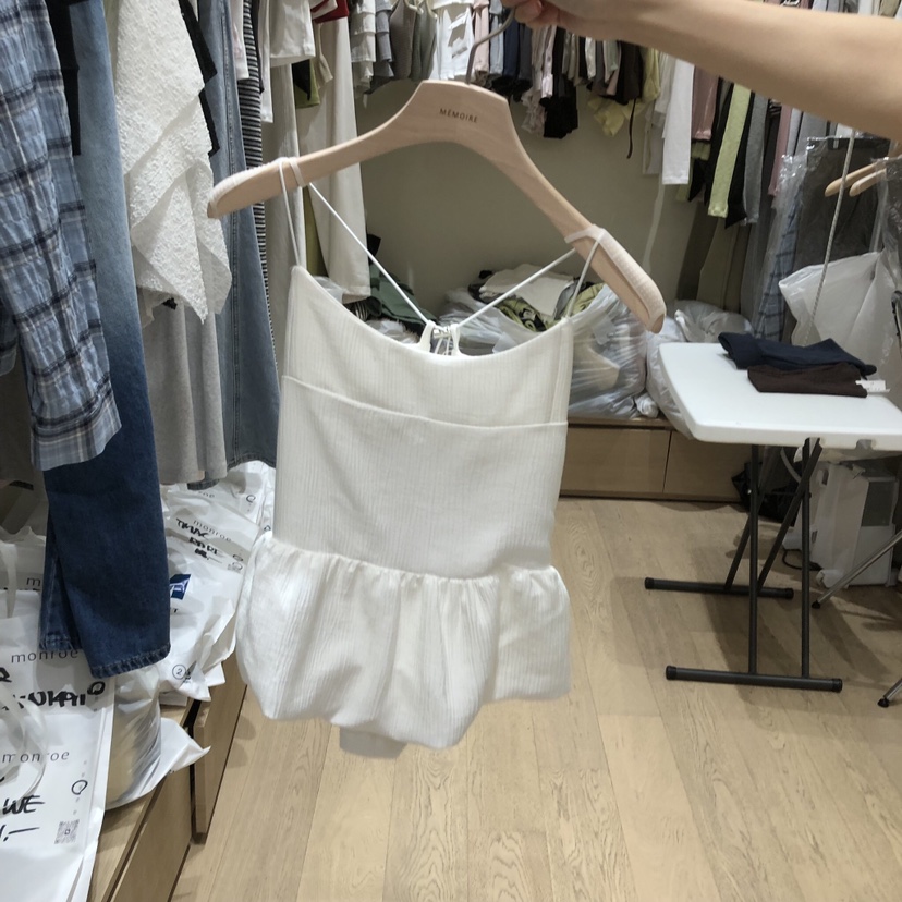 MEMOIRE韓國直郵實拍女士新款26春夏職業推薦熱賣吊帶背心MEMOIRE吊帶/背心圖色2