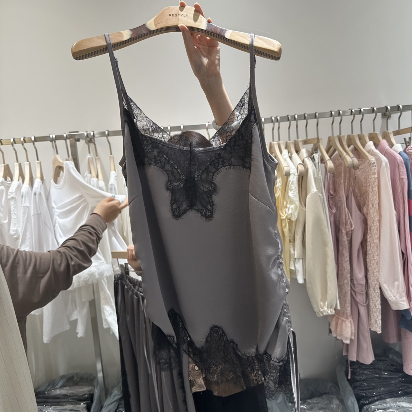 RE STYLE-Q韓國代購女裝新品熱賣推薦時尚職業吊帶背心RE STYLE吊帶/背心圖色2
