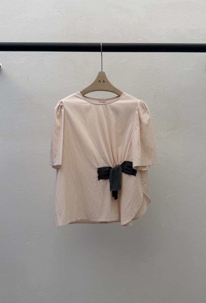 AUTUMN BEIGE-Q東大門實拍韓國女士新款推薦襯衫蕾絲衫褶皺絲帶A.b/AUTUMN BEIGE襯衫/蕾絲衫圖色2