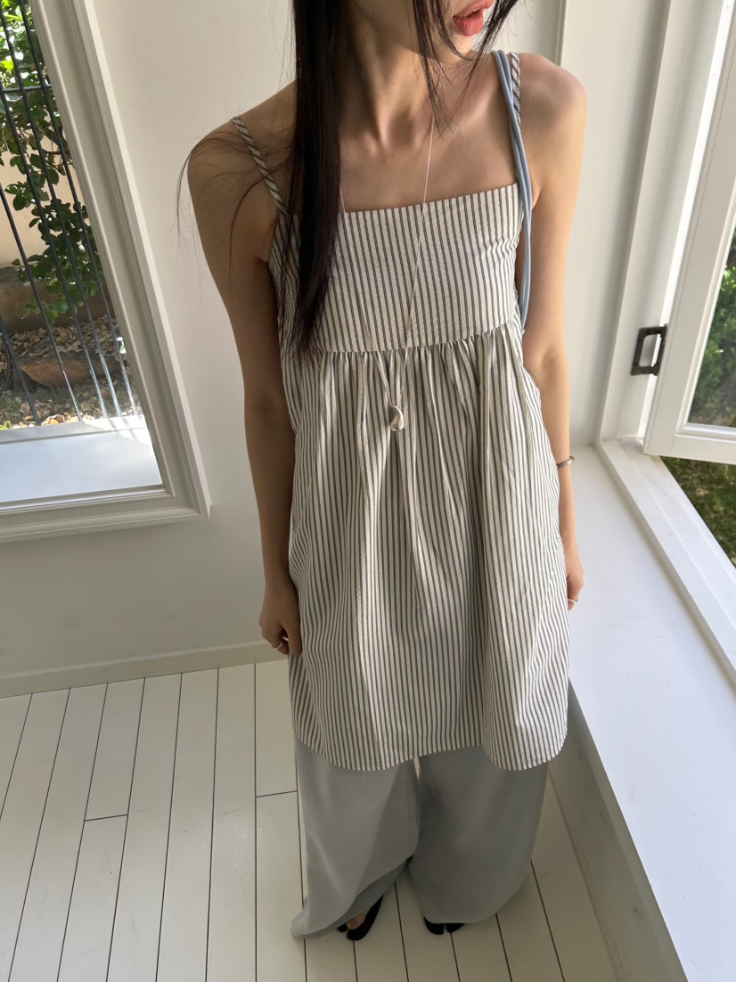 ME MO韓國直郵實拍女裝新款推薦休閑時尚人氣26春夏連衣裙ME MO連衣裙