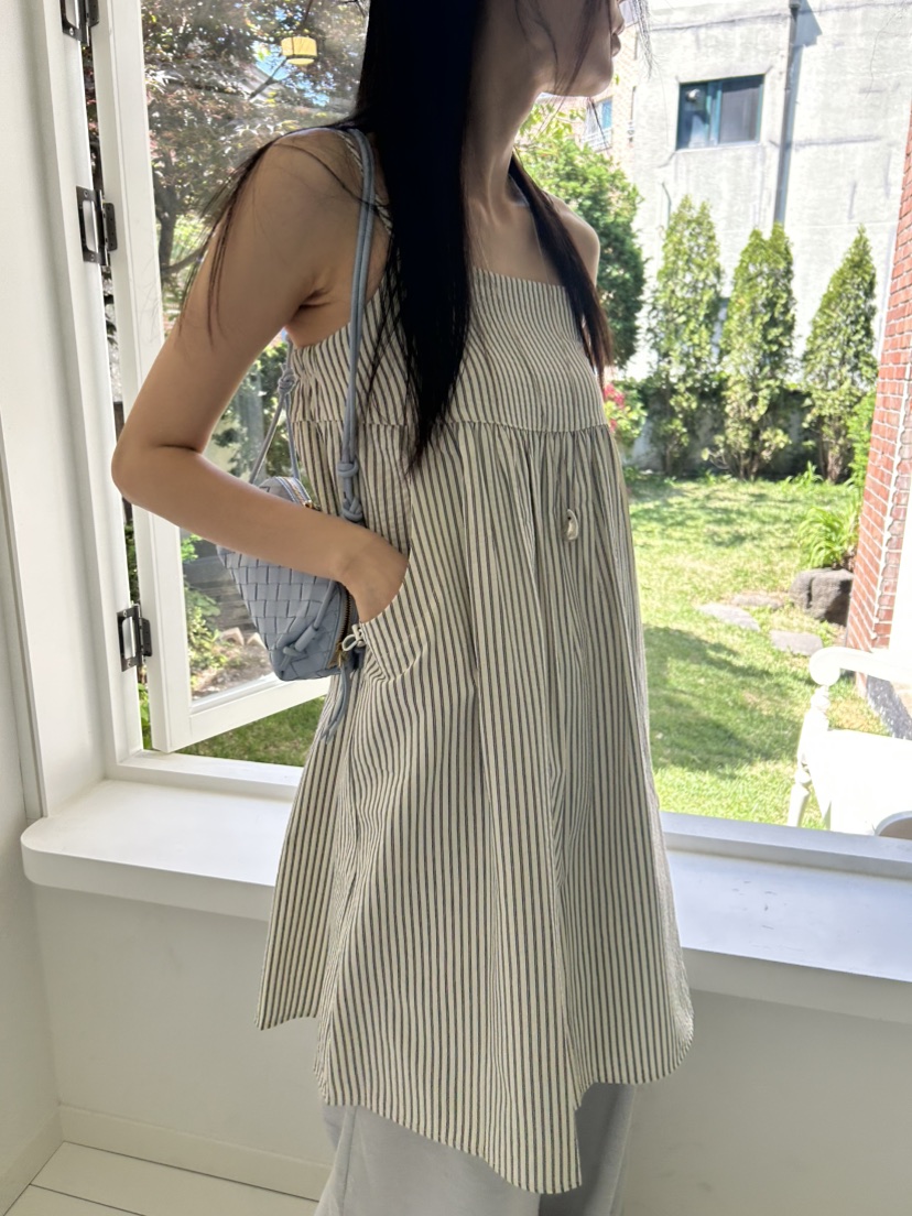 ME MO韓國直郵實拍女裝新款推薦休閑時尚人氣26春夏連衣裙ME MO連衣裙