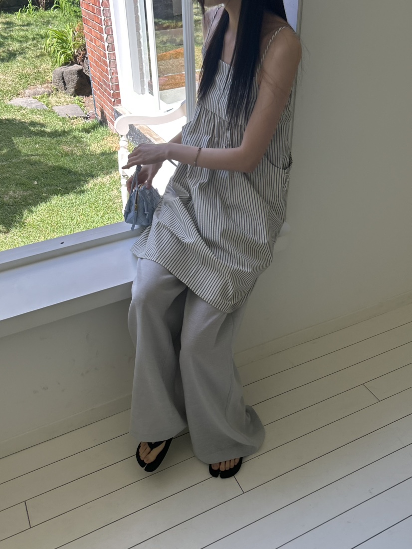 ME MO韓國直郵實拍女裝新款推薦休閑時尚人氣26春夏連衣裙ME MO連衣裙