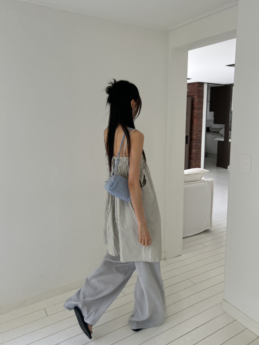 ME MO韓國直郵實拍女裝新款推薦休閑時尚人氣26春夏連衣裙ME MO連衣裙