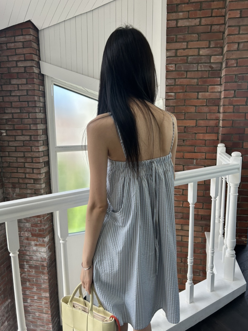 ME MO韓國直郵實拍女裝新款推薦休閑時尚人氣26春夏連衣裙ME MO連衣裙