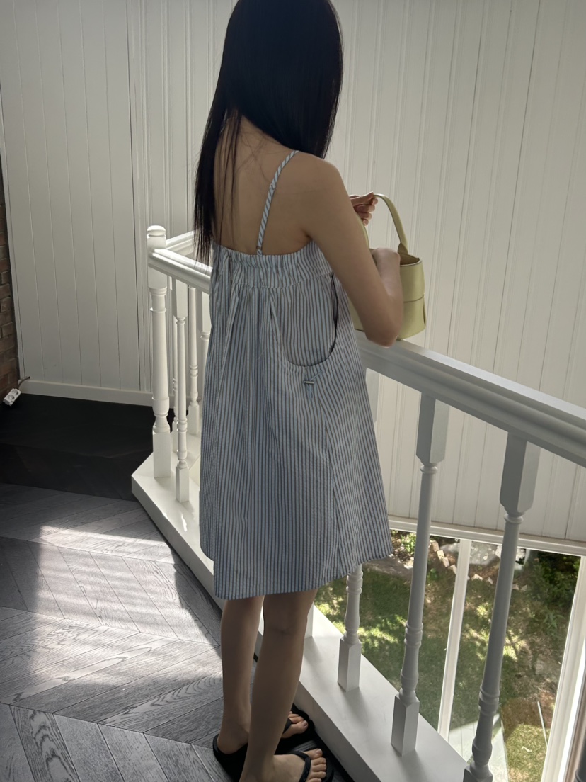 ME MO韓國直郵實拍女裝新款推薦休閑時尚人氣26春夏連衣裙ME MO連衣裙