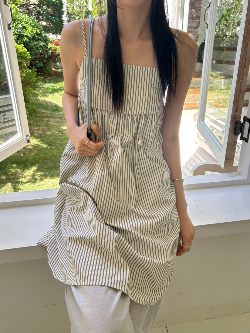 ME MO韓國直郵實拍女裝新款推薦休閑時尚人氣26春夏連衣裙ME MO連衣裙圖色2