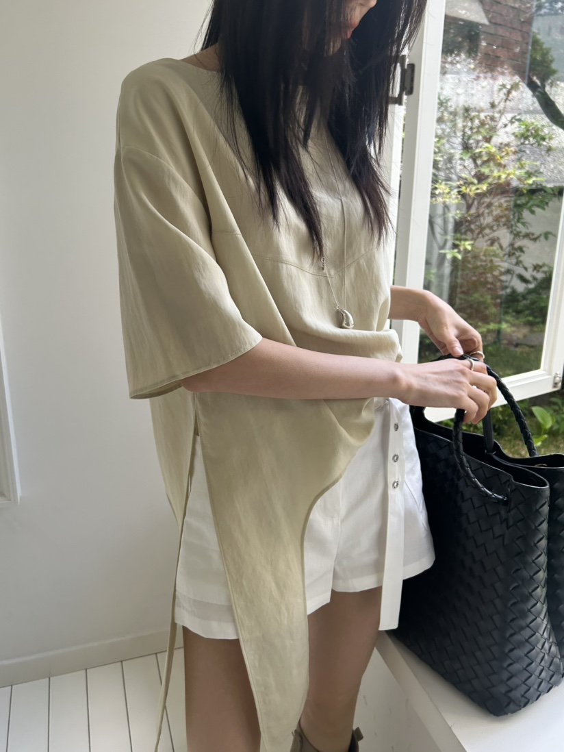 ME MO韓國直郵實拍女裝新品休閑熱賣人氣推薦襯衫蕾絲衫ME MO襯衫/蕾絲衫