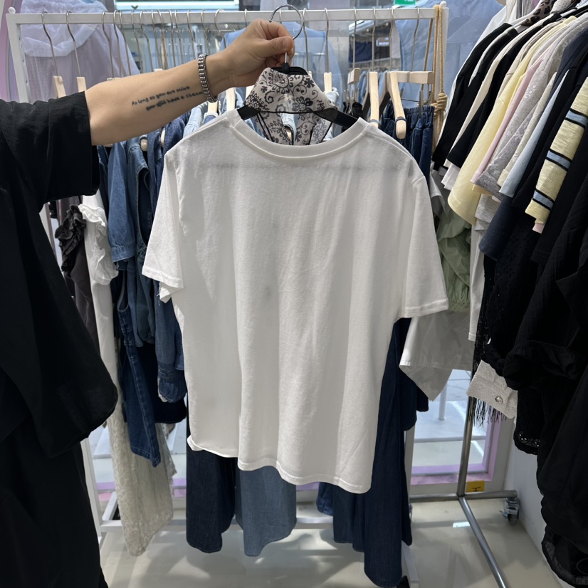 JH.STUDIO-Q韓國直郵實拍女裝新品熱賣T恤不含絲巾套裝圍巾紐扣JH.STUDIO-QT恤