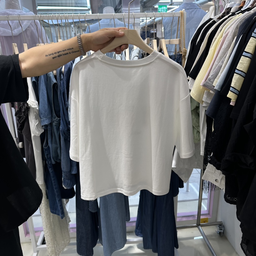 JH.STUDIO-Q東大門實拍韓國女士新品休閑26春夏時尚T恤JH.STUDIO-QT恤