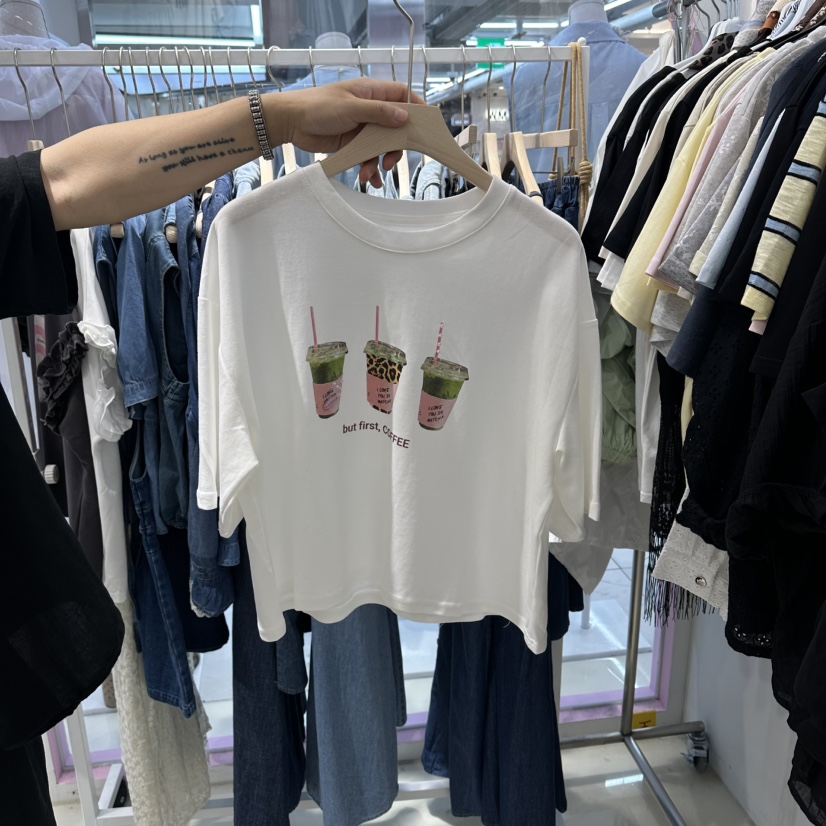 JH.STUDIO-Q東大門實拍韓國女士新品休閑26春夏時尚T恤JH.STUDIO-QT恤圖色1