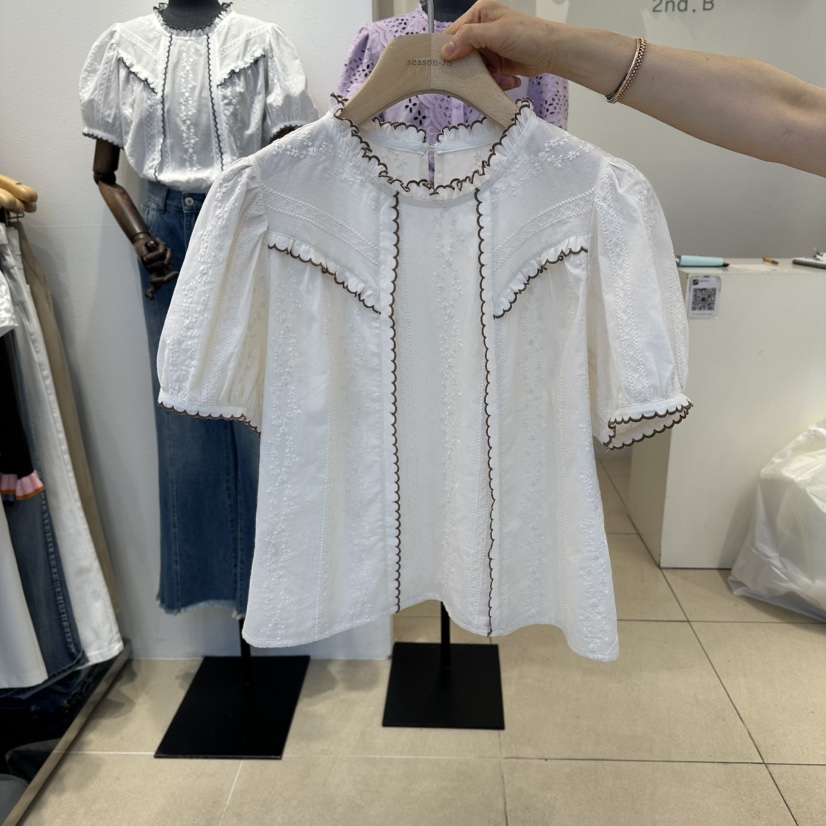 2nd B-S韓國東大門直郵女士新品時尚26夏季襯衫蕾絲衫刺繡2nd B-S襯衫/蕾絲衫圖色2奶油色