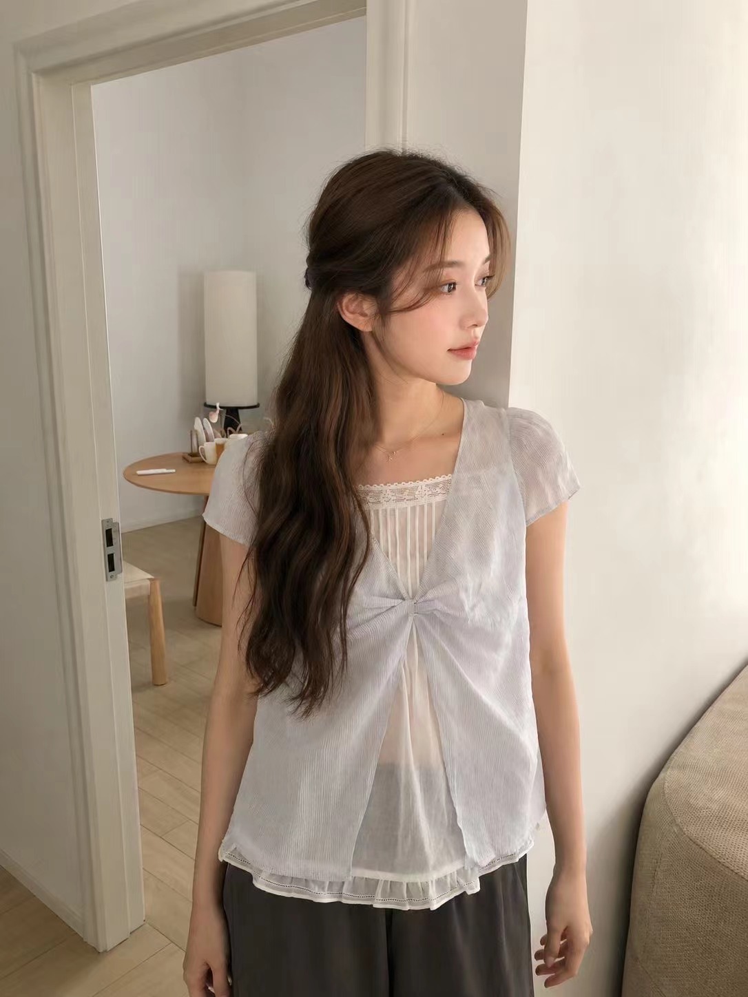BROTE韓國東大門代購女士新品26春夏26夏季襯衫蕾絲衫假兩件BROTE襯衫/蕾絲衫圖色1
