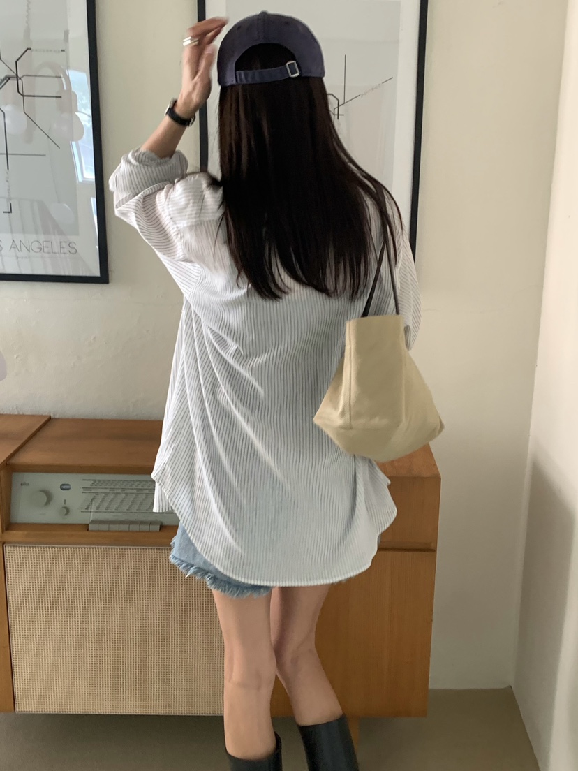 COURGETTE東大門實拍韓國女士新款時尚休閑襯衫蕾絲衫條紋COURGETTE襯衫/蕾絲衫